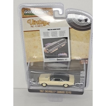 Greenlight 1:64 Chevrolet Camaro SS/RS 1967 beige